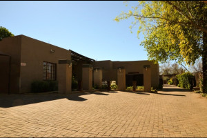  Vacation Hub International | Heidi's Place Guesthouse Room