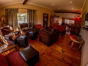  Vacation Hub International | The old country house Room