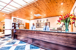  Vacation Hub International | The George Hotel Room