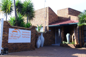  Vacation Hub International | Thabong Guest House Room
