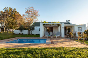  Vacation Hub International | Fijndraai Villas Room
