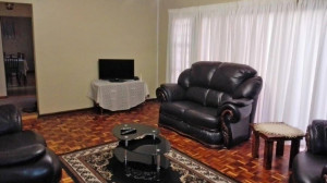  Vacation Hub International | Hillcrest Drive - Main House Room