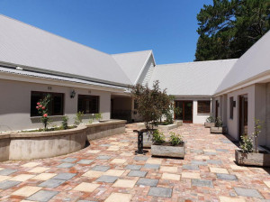  Vacation Hub International | Forest Glen Room