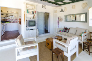  Vacation Hub International | Kleinzee Beach Cottage Room