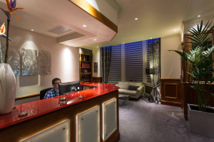  Vacation Hub International | Henley House Hotel Room