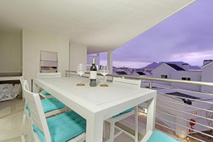  Vacation Hub International | G37 Bona View Room