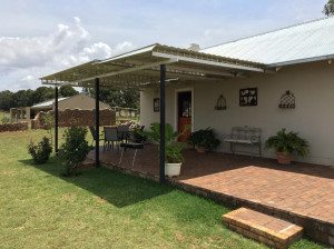  Vacation Hub International | Sanctuary Life Guest Farm Room