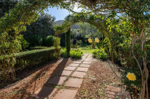  Vacation Hub International | Swallows Loft self catering Villa Room