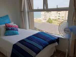  Vacation Hub International | P6 @ Costa Room