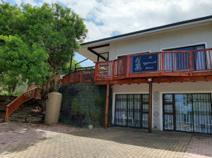  Vacation Hub International | At upperwood Hotel Room
