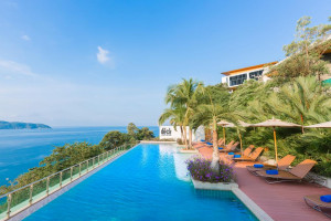  Vacation Hub International | Wyndham Grand Phuket Kalim Bay Room