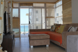  Vacation Hub International | The waves 101 Room