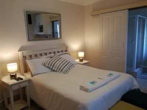  Vacation Hub International | Evelyvans Apartments - 24B Kruger Apartment Room