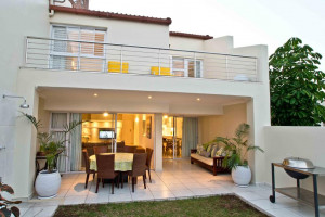  Vacation Hub International | D3 Sea Lodge Room