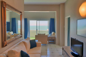  Vacation Hub International | Gordons Bay Stay - Linga Longa Room