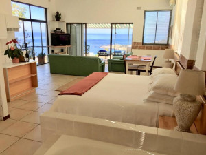  Vacation Hub International | Camps Bay Villa Room