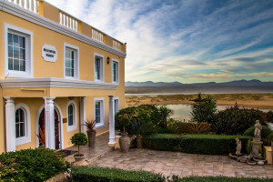  Vacation Hub International | Milkwood Manor on Sea Room
