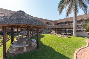  Vacation Hub International | Kenwyn on Sea 305 Room