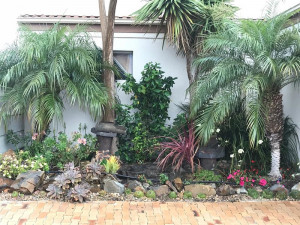  Vacation Hub International | Bay Breeze Guesthouse Room