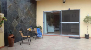  Vacation Hub International | Summer Place Room
