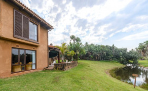  Vacation Hub International | San Lameer Villa 3311 Room