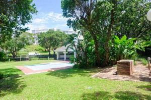  Vacation Hub International | The Beacon 83 Room