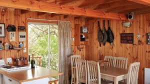  Vacation Hub International | Little Haven 12 Room