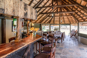  Vacation Hub International | Re a Lora Lodge Room