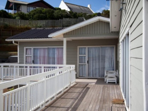  Vacation Hub International | Sea la Vie - Pringle Bay Room