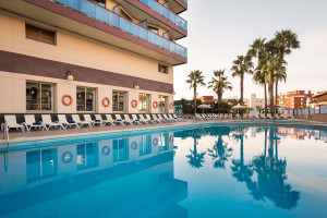  Vacation Hub International | Htop Calella Palace Family & Spa Room
