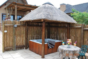  Vacation Hub International | Pumula Bush Chalet Room