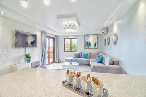  Vacation Hub International | San Lameer Villa 2505 Room