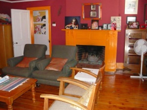  Vacation Hub International | Purple House Room