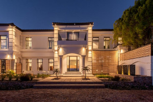  Vacation Hub International | The Feather Hill Boutique Hotel Room