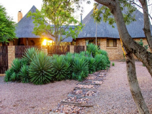  Vacation Hub International | Makhato 12 Room