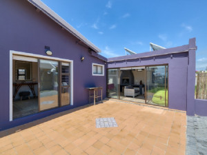  Vacation Hub International | KING PROTEA COTTAGES Room