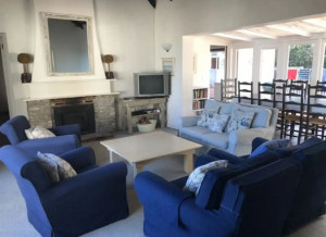  Vacation Hub International | Grotto Cottage 12 Room