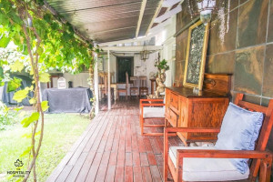  Vacation Hub International | Snooze-A-Lot Guest House Room