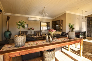 Vacation Hub International | Gkhui River Lodge Room