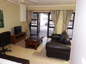  Vacation Hub International | Ehmke Guesthouse Room