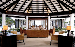  Vacation Hub International | The Racha Room