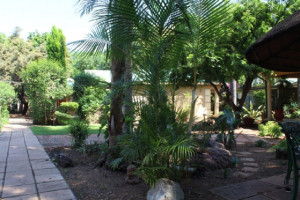  Vacation Hub International | Amigos Guesthouse Room