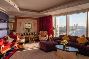  Vacation Hub International | Burj Al Arab-Dubai Room