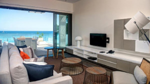  Vacation Hub International | Esplanade Room
