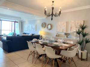  Vacation Hub International | Escape to an Ocean View Vacation Home Room