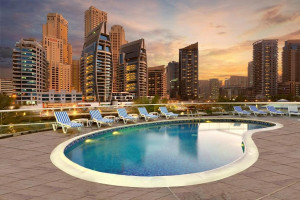  Vacation Hub International | Pearl Marina Hotel Apartment Room