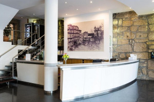  Vacation Hub International | Legendary Porto Hotel Room