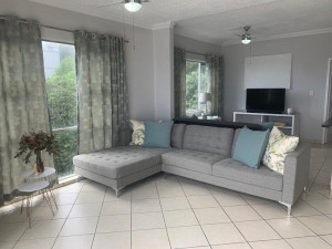  Vacation Hub International | Escape to Dolphinview Room