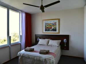  Vacation Hub International | Summerhill Holiday Accommodation Room