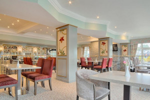  Vacation Hub International | Flannery's Hotel Room